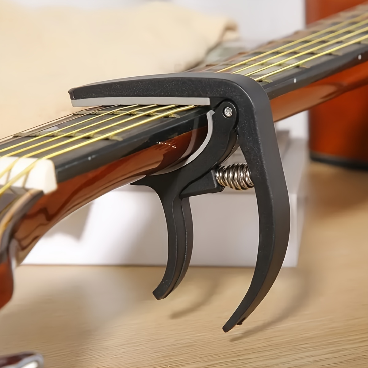Прочный деревянный каподастр д – обзор и цена Guitar Tuner Clip